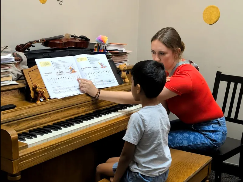 Young student finding their spark learning Veena at Spotlight Academy, The Woodlands TX
